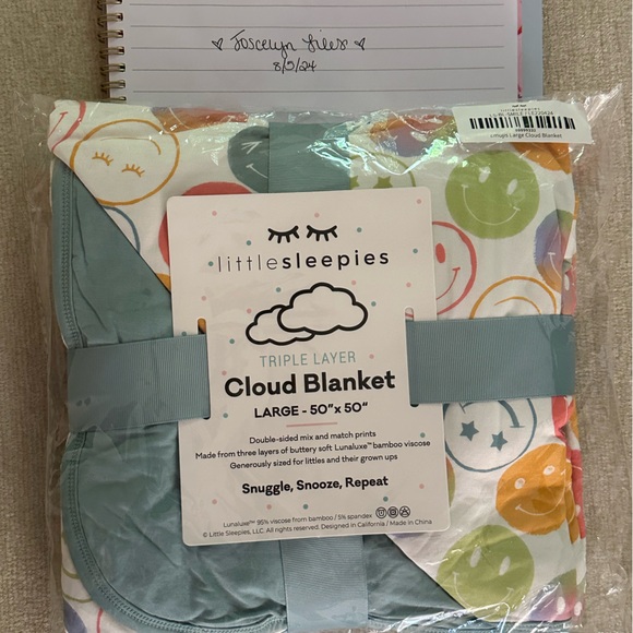 Little Sleepies Positive Vibes Large Cloud Blanket NIB - Picture 2 of 2
